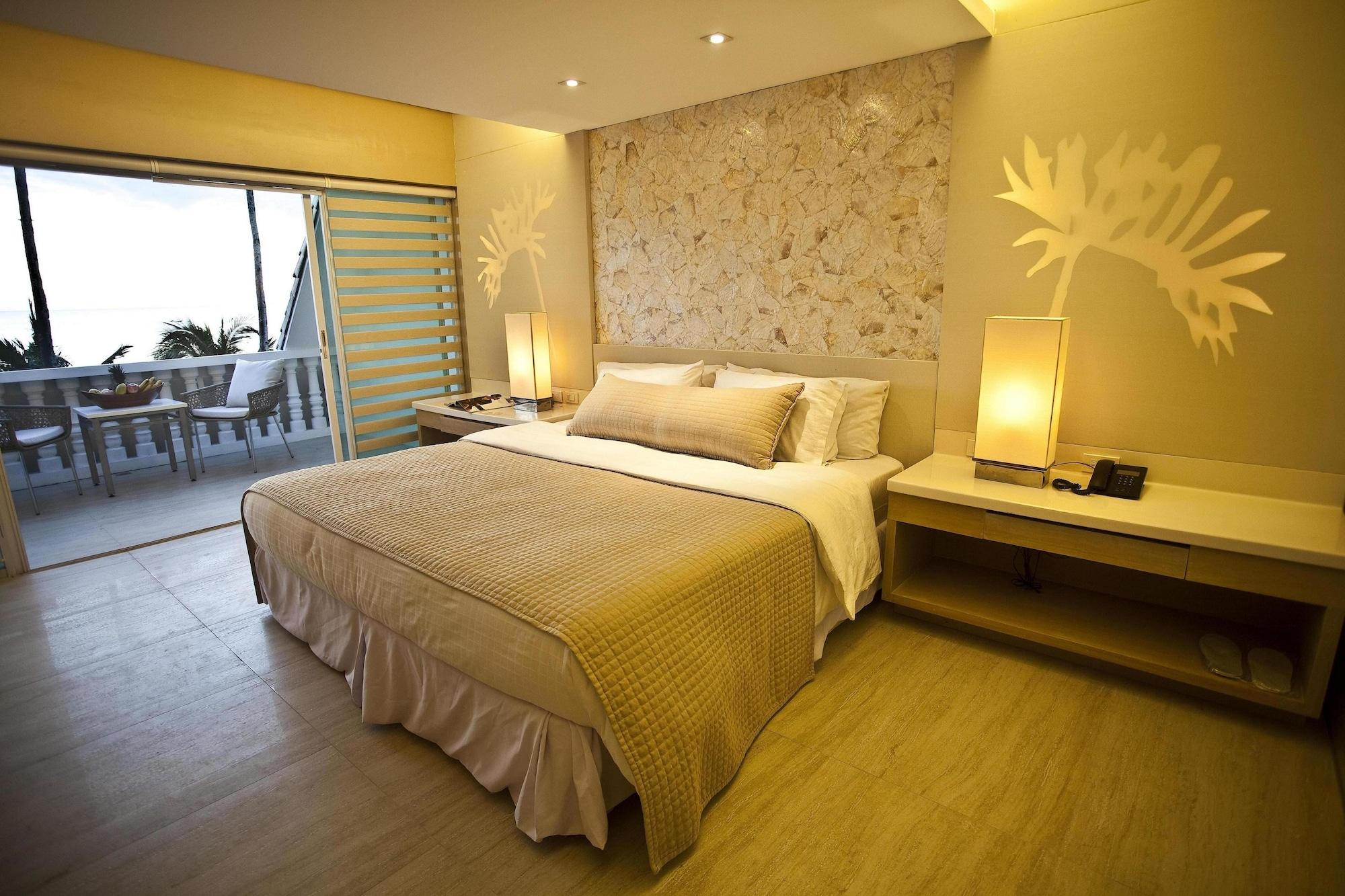 Estacio Uno 4*
